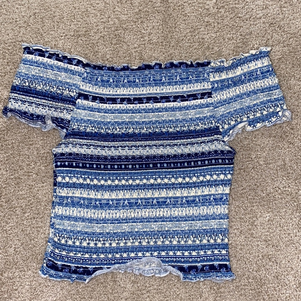 Blue crop top